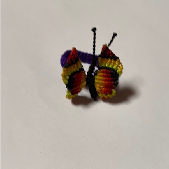 Macrame butterfly ring - Picture 2 of 3